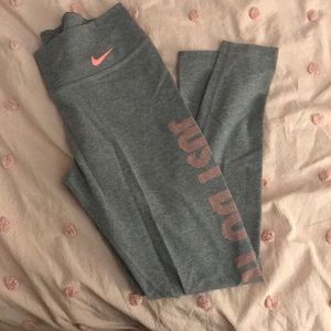 Nike leggings